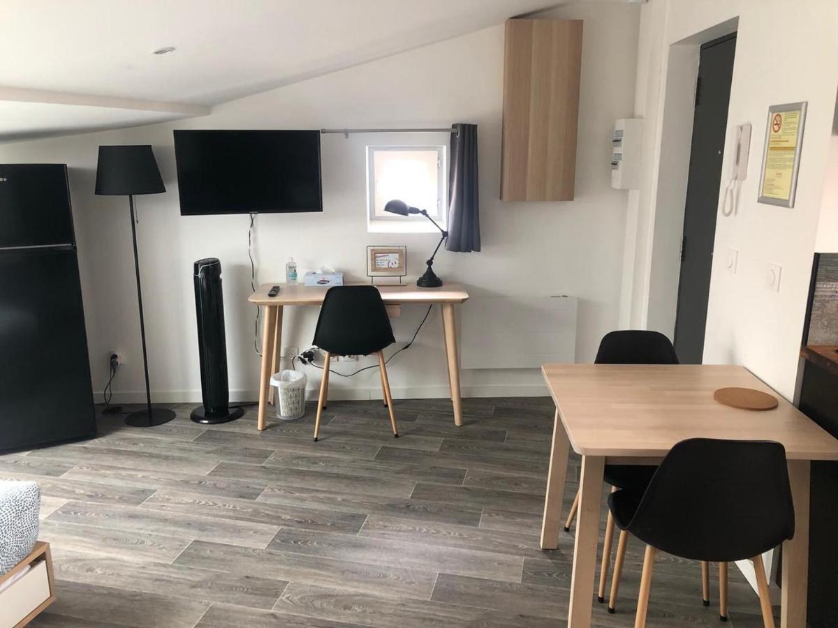 Jolis Appartements Au Coeur De Clermont Ferrand - Proche Jaude - Wifi Et Netflix Екстериор снимка